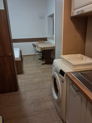 Studio (A1) | Interior - Apartment Monte (Umag)