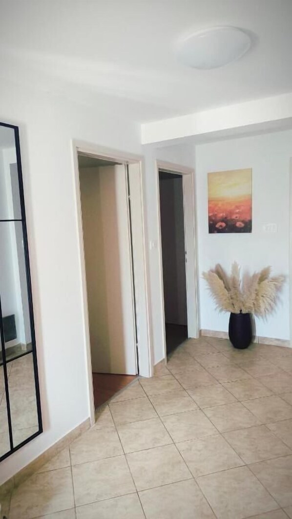 House | Hallway - House Solis (Rab)