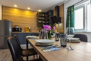 Private kitchen - Apartment Coastal Urban Nest (Makarska)