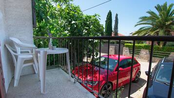Apartment (A1) | Balcony