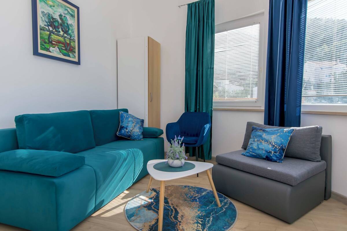 Apartment (A2) | Living room