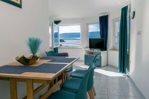 Apartment (A4) | Dining - Apartments Beach House Blace (Slivno)