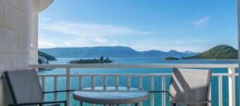 Apartments Beach House Blace