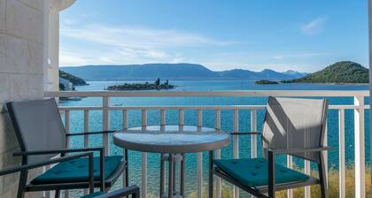 Apartments Beach House Blace