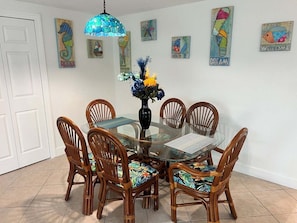 Dining - Casa Blanca - Villa D13 (Sarasota)