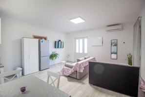 Studio (A1) | Living area - Apartment Smile Studio (Opatija)
