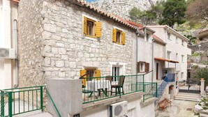 Unclassified image, 2 of 21, button - Apartment Protrka (Omis)