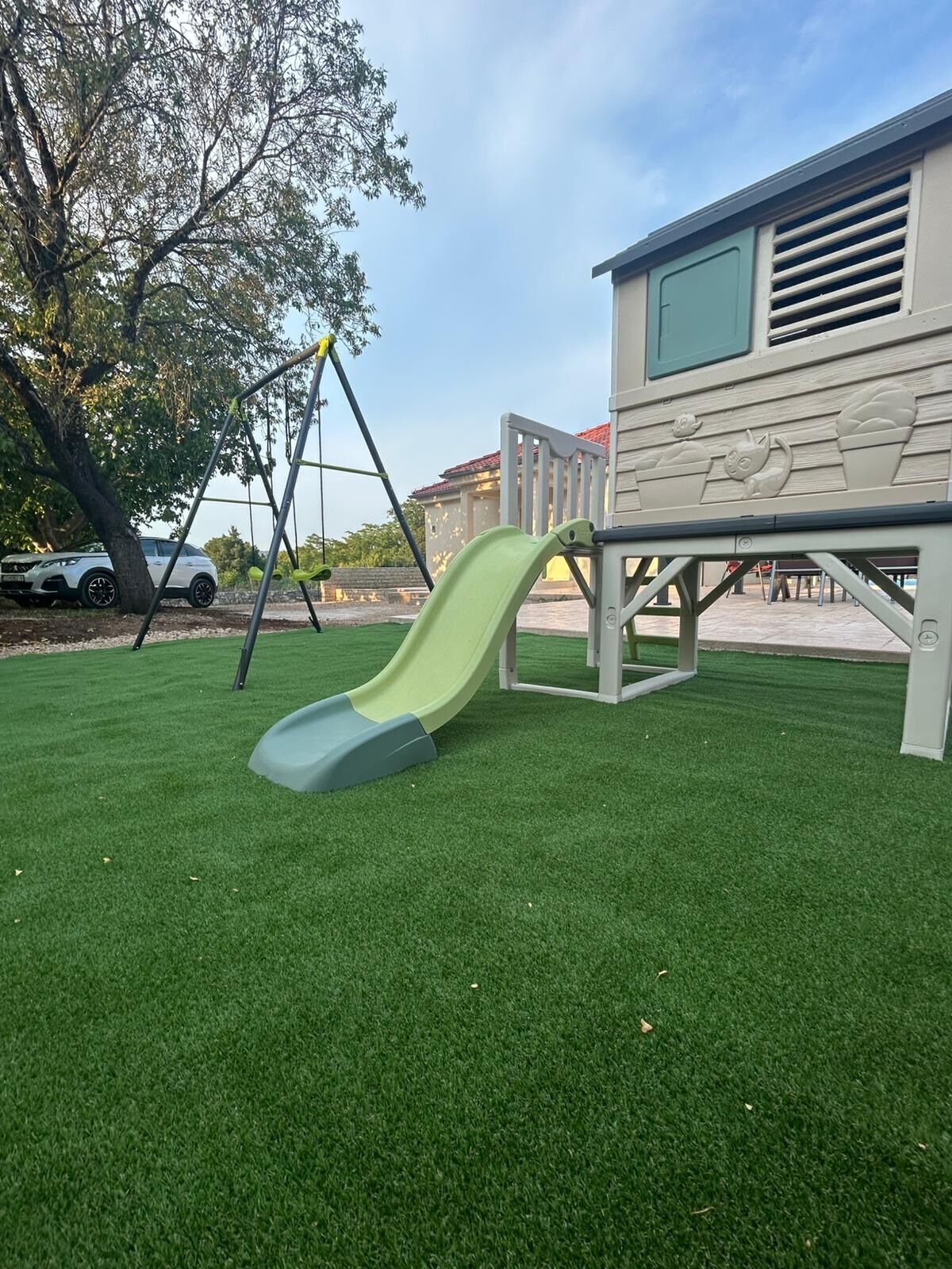 المنشأة من الخارج