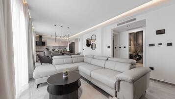 Apartment (A1) | Living area | Smart TV, Netflix