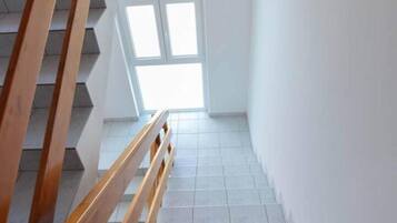 Apartemen (A1) | Lorong