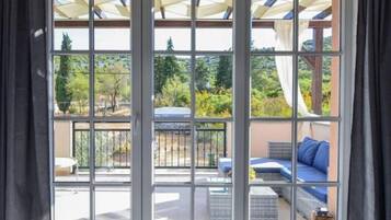 Apartemen (A1) | Teras/patio