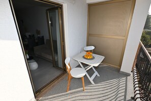 Apartamento (A1) | Sacada