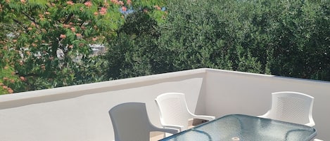 House | Balcony