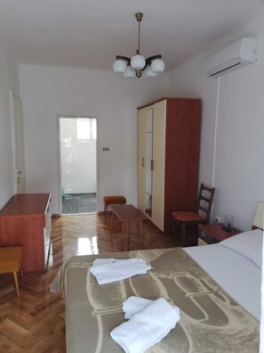 House | Iron/ironing board, free WiFi - House Toni (Rab)