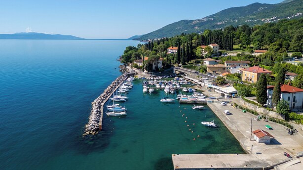 Beach - House Sara (Opatija)