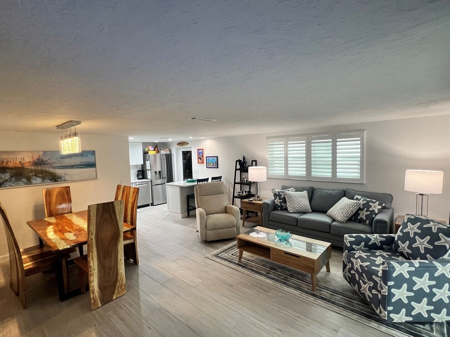 Smart TV, mesa de ping pong