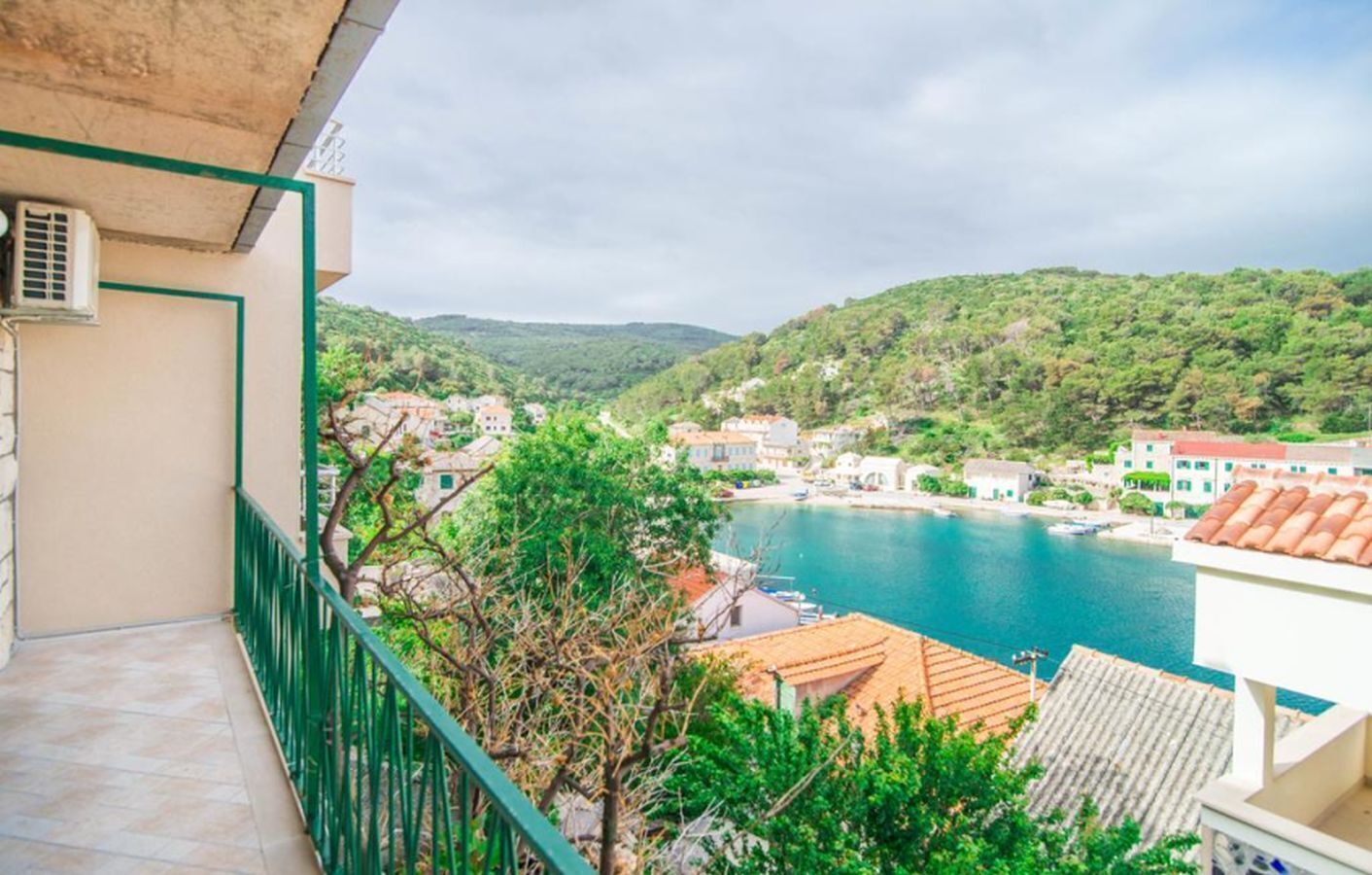 Apartment (A1) | Water view