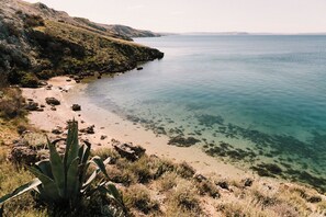 Beach nearby - House Sika (Pag)