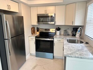 Private kitchen - Casa Blanca - Villa B14 (Sarasota)