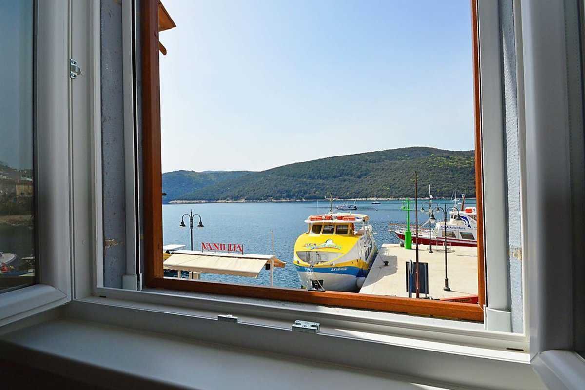 Apartment (A1) | Water view