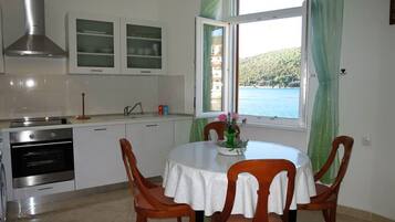 Apartment (A1) | Private kitchen