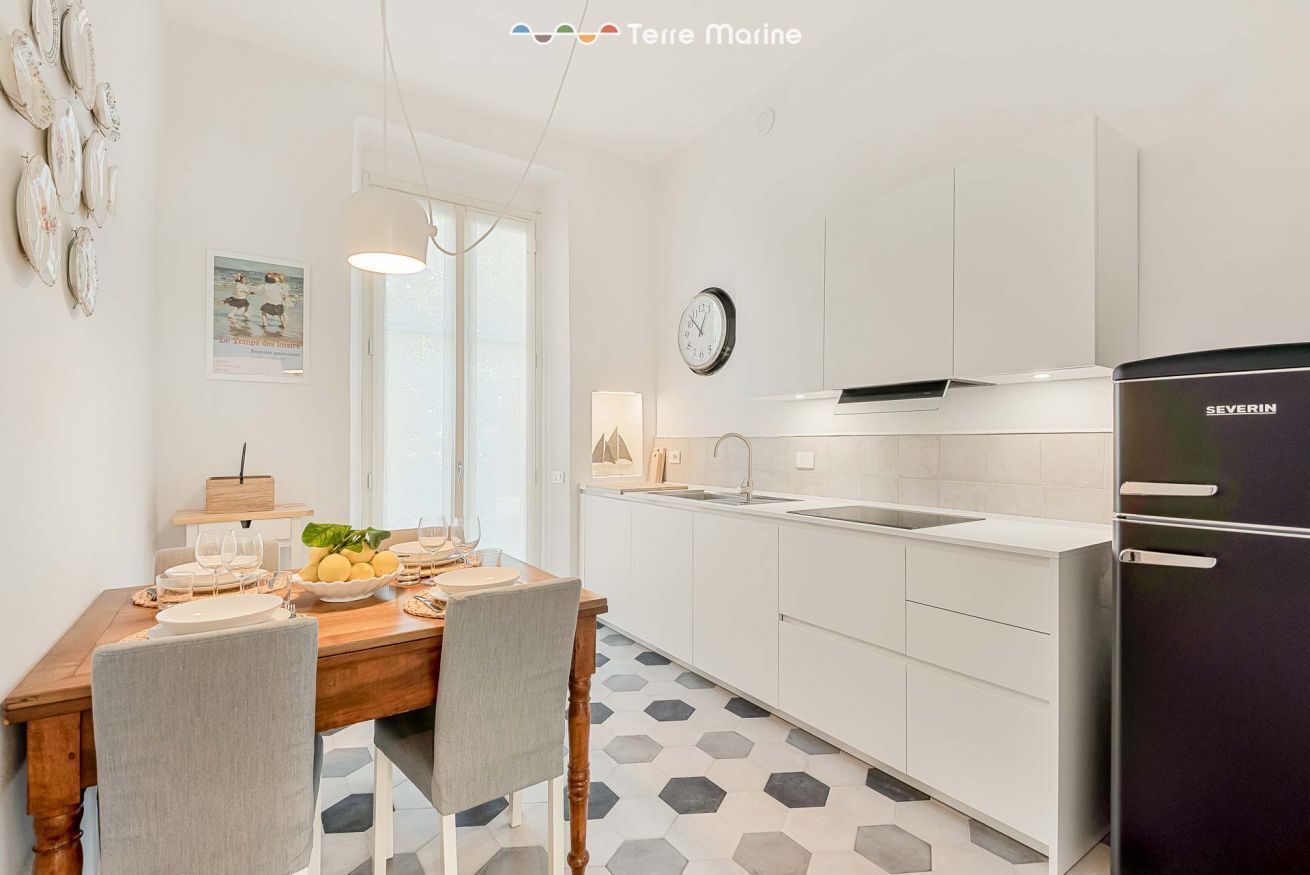 Réfrigérateur, micro-ondes, lave-vaisselle