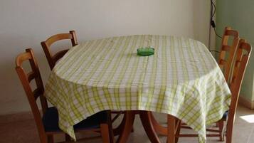 Appartamento (A1) | Ristoranti