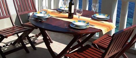 Huoneisto (A1) | Parveke