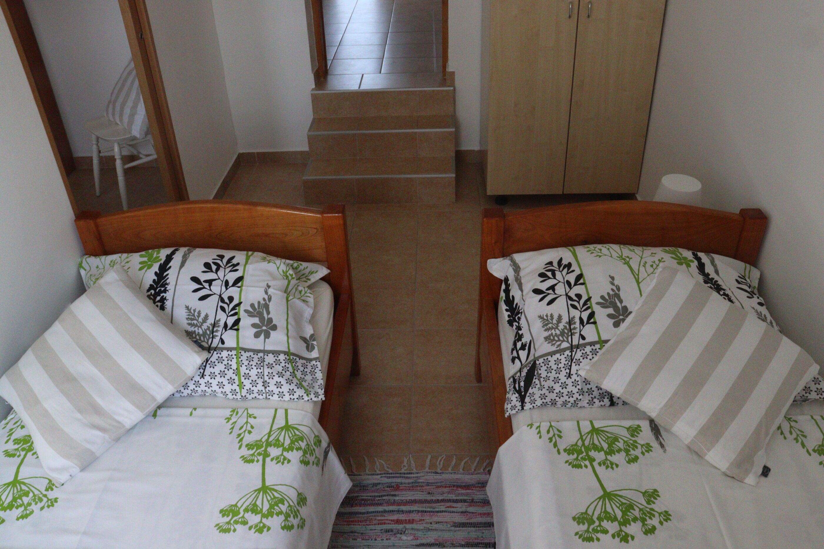 Iron/ironing board, free WiFi