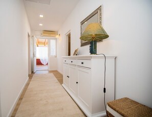 Apartment (A1) | Hallway - Apartment Sunny Family Terrace Oasis (Povljana)