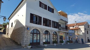 Building design - Apartments Jerko (Jelsa)