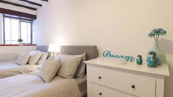 2 bedrooms, individually decorated, individually furnished, free WiFi