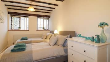 2 soverom, individuelt dekorert og individuelt innredet