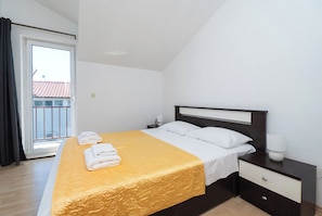 Iron/ironing board, free WiFi - Apartment Anna (Vodice)