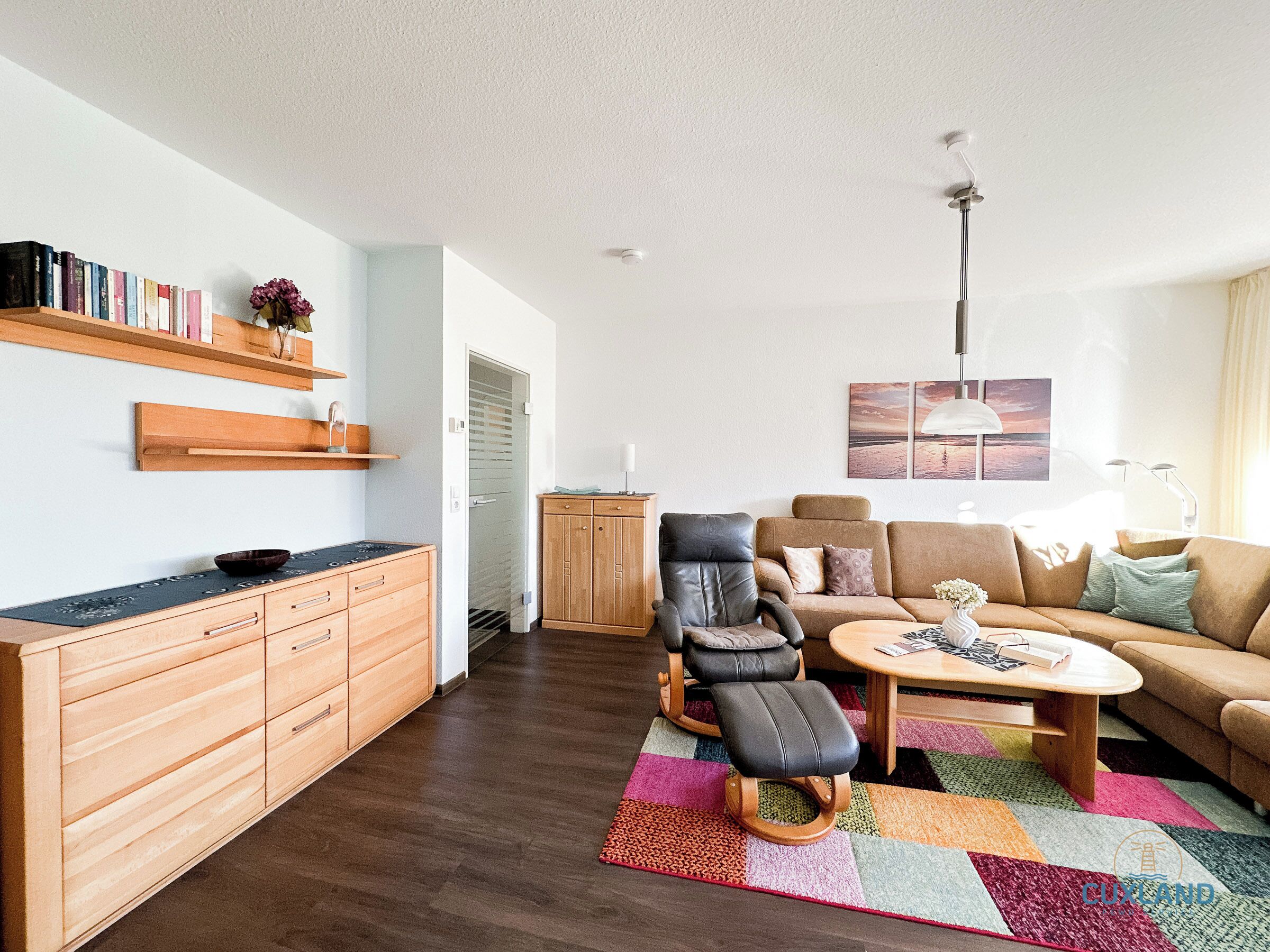 Tv, bøger, stereoanlæg