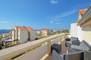 Apartment (A5) | Property grounds - Apartments Leona (Rogoznica)