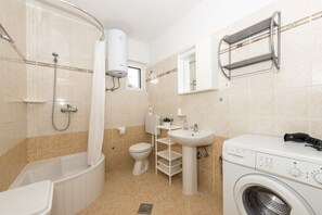 Apartment (A1) | Bathroom - Apartment Katarina (Zadar)