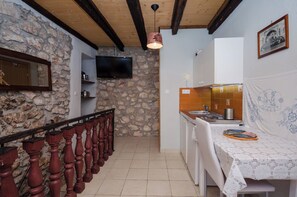 Apartment (A1) | Private kitchen - Apartments Marija Ivan (Vrbnik)