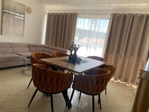Living room - Apartment Piano (Lopar)