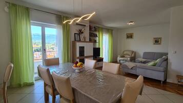 Apartment (A1) | Living room