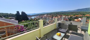 Apartment (A1) | Water view - Apartment On the top (Jelsa)