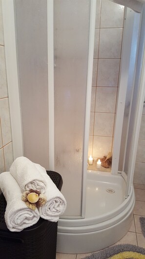 Apartment (A1) | Bathroom - Apartment Ana (Kali)