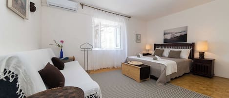 Maison | Fer et planche Ă repasser, accĂšs au Wi-Fi (inclus)