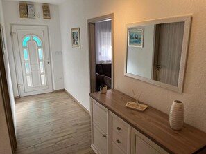 House | Hallway - House Sea and River (Obrovac)
