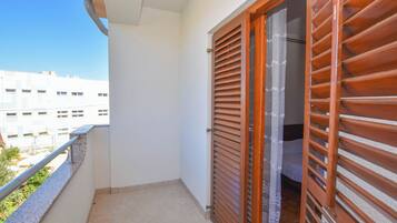 Apartment (A3) | Balkon