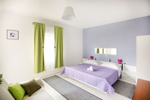 House | In-room safe, iron/ironing board, free WiFi - House Kuca Carevina (Dicmo)