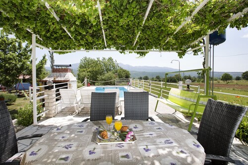 House Kuca Carevina