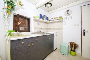House | Private kitchen | Fridge, stovetop, cookware/dishes/utensils - House Silvana (Postira)
