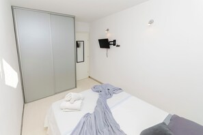 Apartment (A1) - Apartment Black Star (Split)