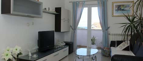 Apartment (A1) | Living room